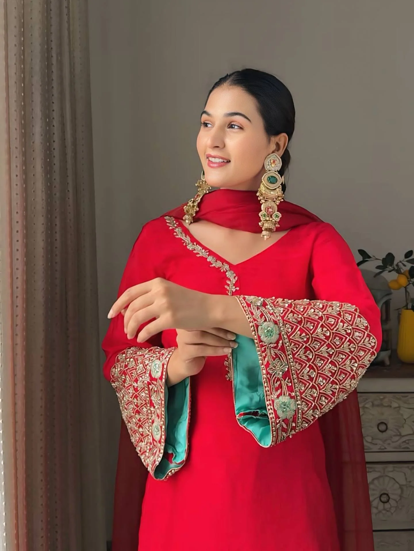 Thumbnail 4